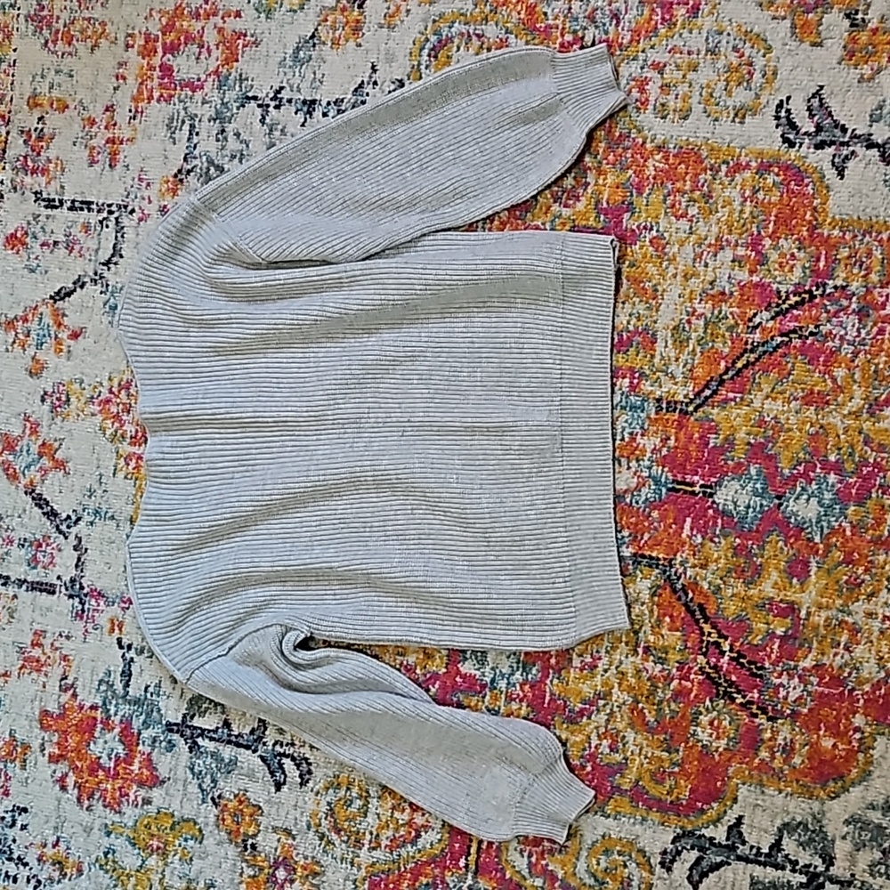 Grey sweater